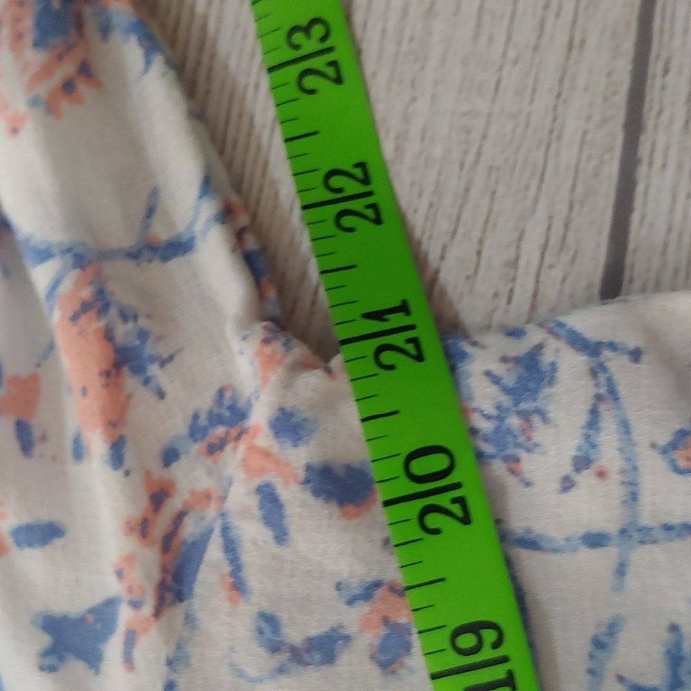 LUCKY BRAND FLORAL TOP WITH SMOCKED CUFFS - Picture 7 of 8